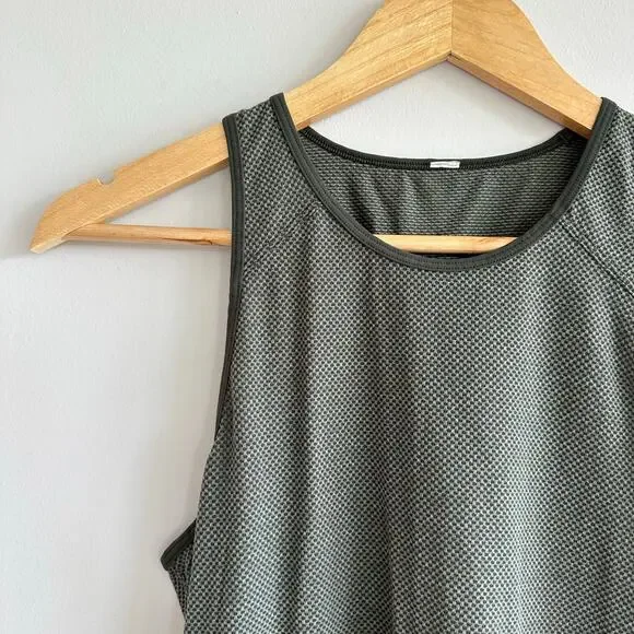 Lululemon All Tied Up Sleeveless Tank Top Green - Picture 6 of 6